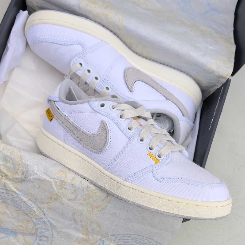 WMNS Nike Air Jordan AJKO 1 Low Retro UNION - Size 8 ( DO8912-101 )